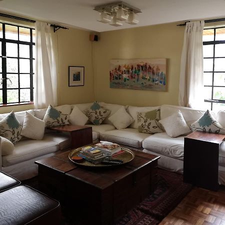 Hob House Hotel Gachie Buitenkant foto