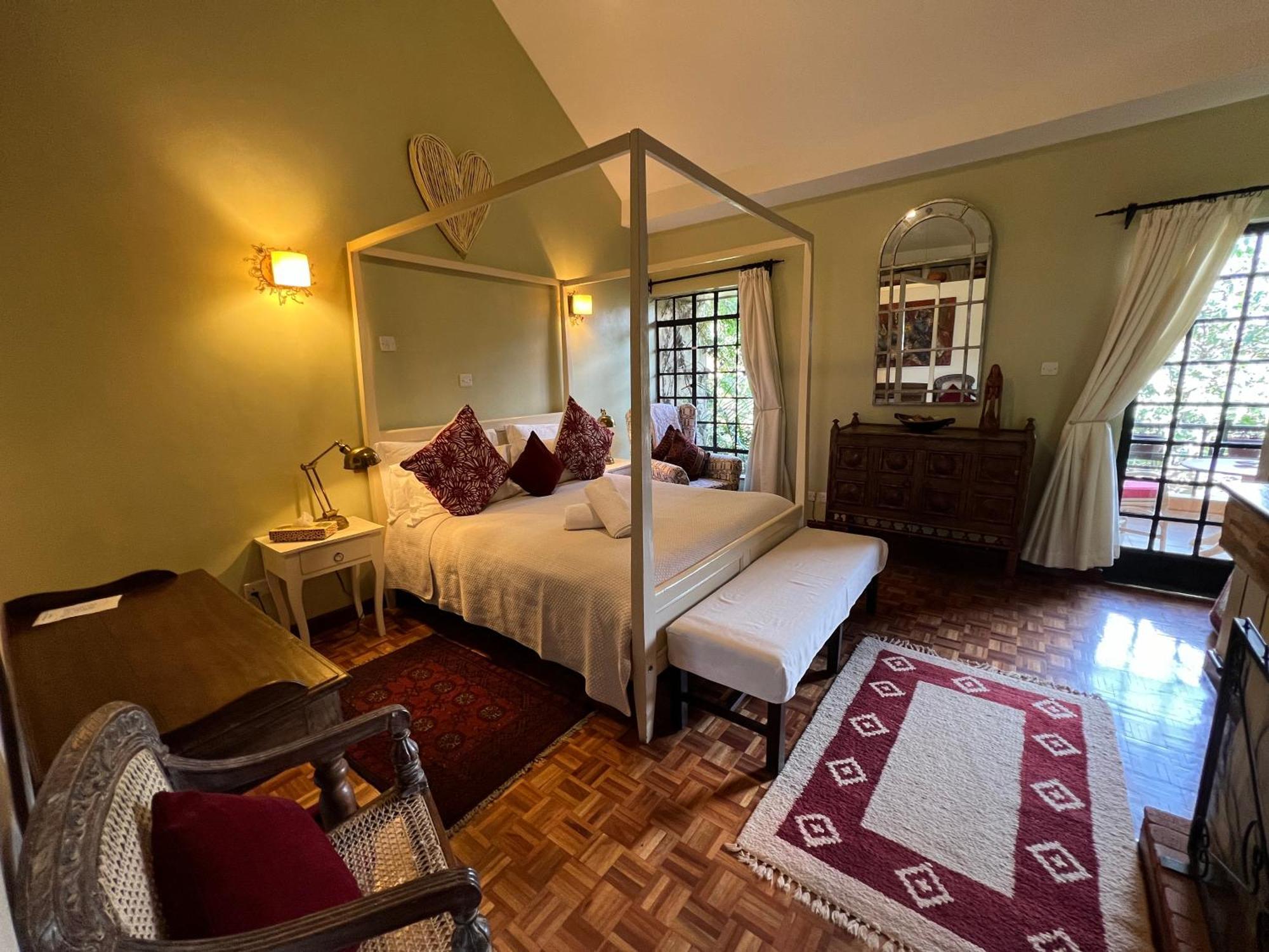 Hob House Hotel Gachie Buitenkant foto