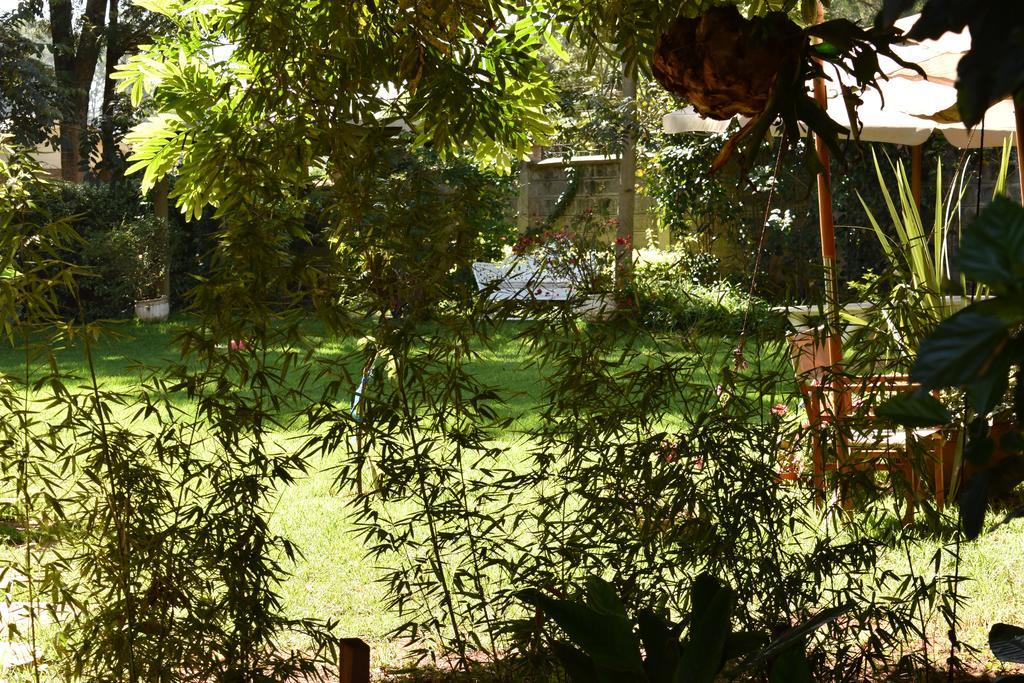 Hob House Hotel Gachie Buitenkant foto